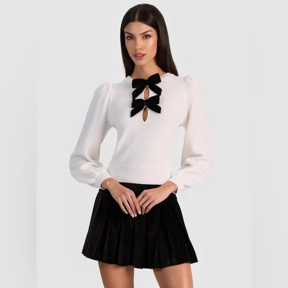 Alice + Olivia Doris Pointelle Pullover in Soft White XS